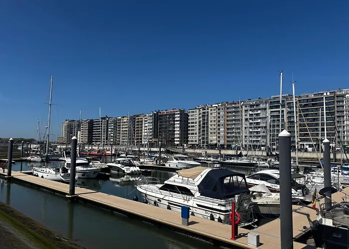 Justine Havenzicht 布兰肯贝赫